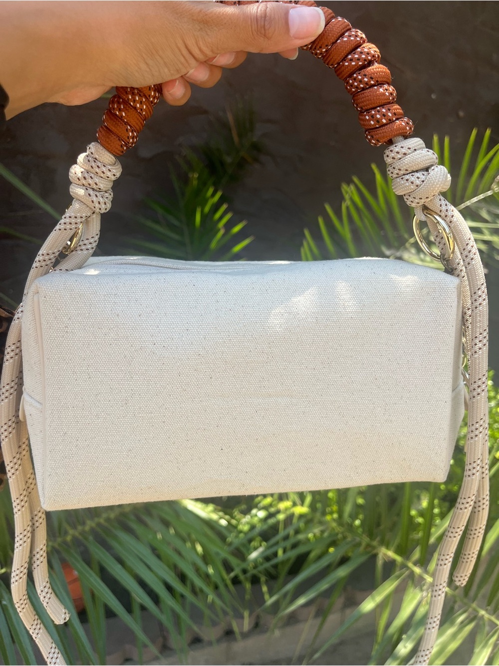 Burberry Beauty Hand Bag - Picture 7 of 14